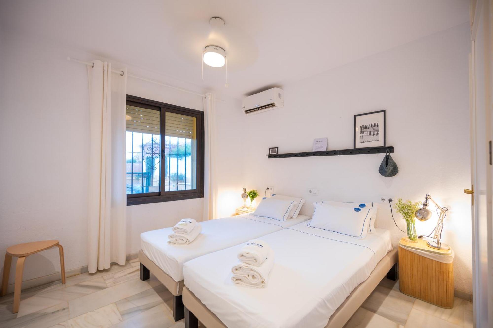 Typical Beach House Las Chapas Playa With Heated Pool Marbella Exteriér fotografie