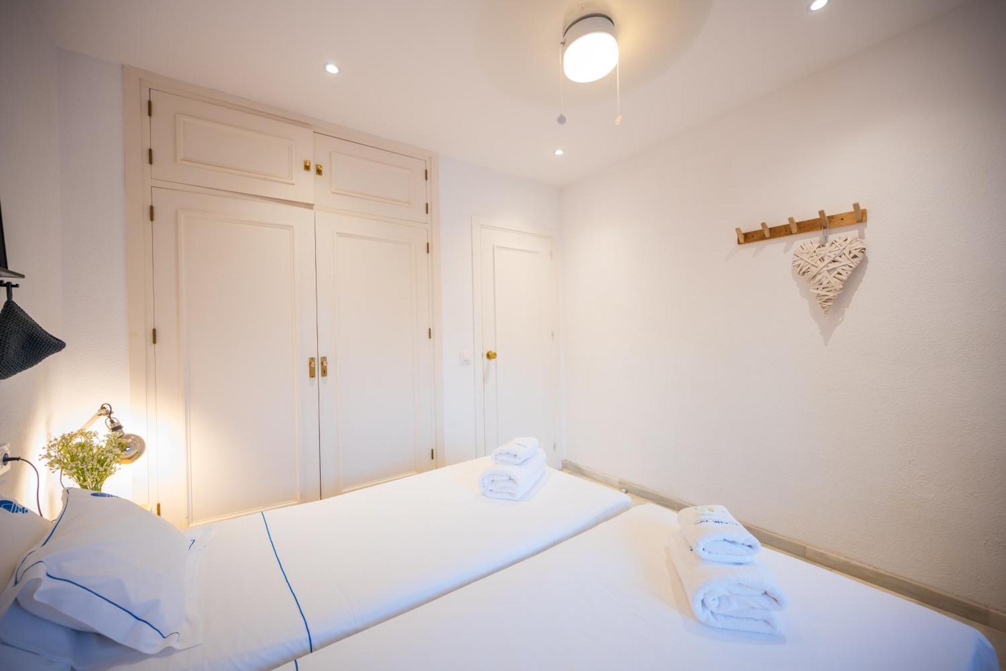 Typical Beach House Las Chapas Playa With Heated Pool Marbella Exteriér fotografie
