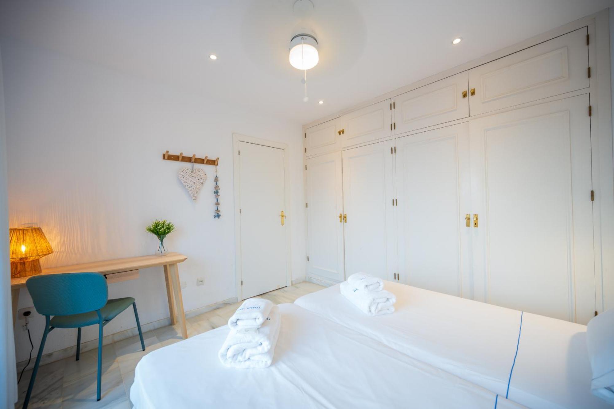 Typical Beach House Las Chapas Playa With Heated Pool Marbella Exteriér fotografie